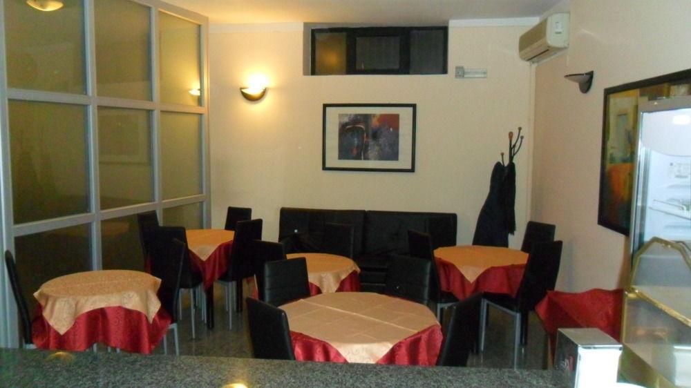 Hotel mediterraneo Giovinazzo Buitenkant foto